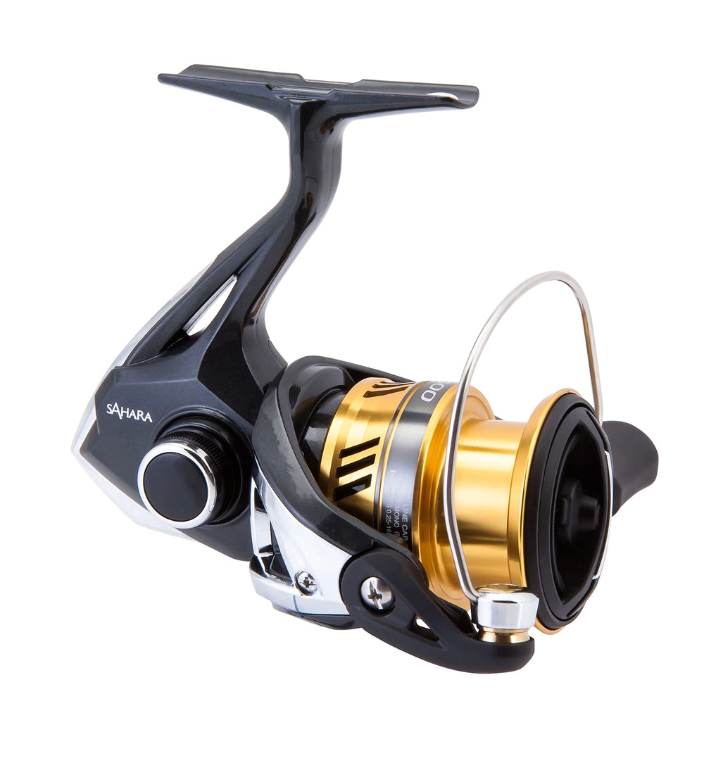SHIMANO Sahara Compact 5000 Fi spinning reel front view, durable construction for reliable freshwater fishing.