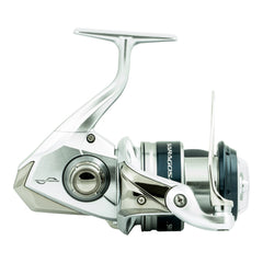SHIMANO SARAGOSA SW A 5000XG spool view highlighting smooth line lay.