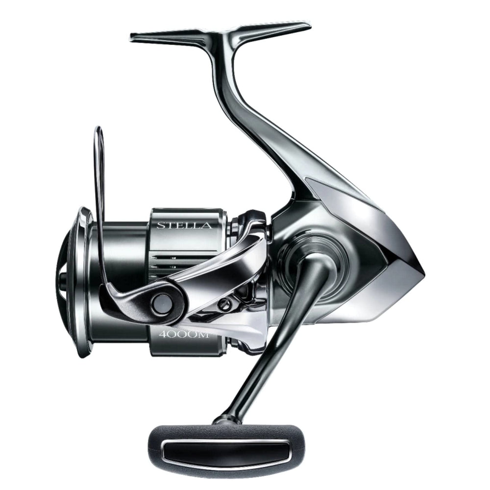 Shimano Stella 4000M spool and drag system, smooth performance for big-game fishing