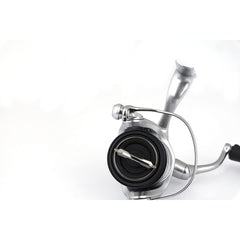 Shimano Stradic FL 3000 ambidextrous reel handle demonstrates versatile control