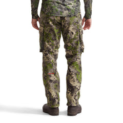 SITKA Stratus Pant micro-grid interior provides breathable insulation without overheating.