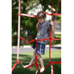 Slackers Ninja Cargo Net red anchor line adds stability during climbs.