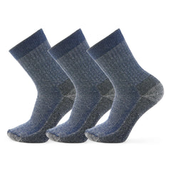 Smartwool Men's Hike Classic Edition full cushion socks in Deep Navy offer cushioned comfort on trails.