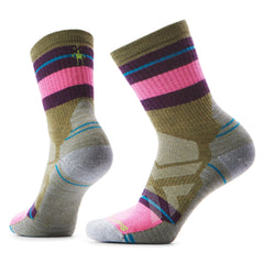 Smartwool Saturnsphere women's crew sock in winter moss on foot delivering cushioned comfort