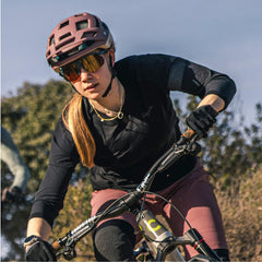 Smith Motive TR90 frame is lightweight and durable in rugged terrain