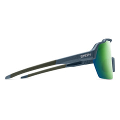 Green mirror lenses provide high-contrast vision for outdoor use.