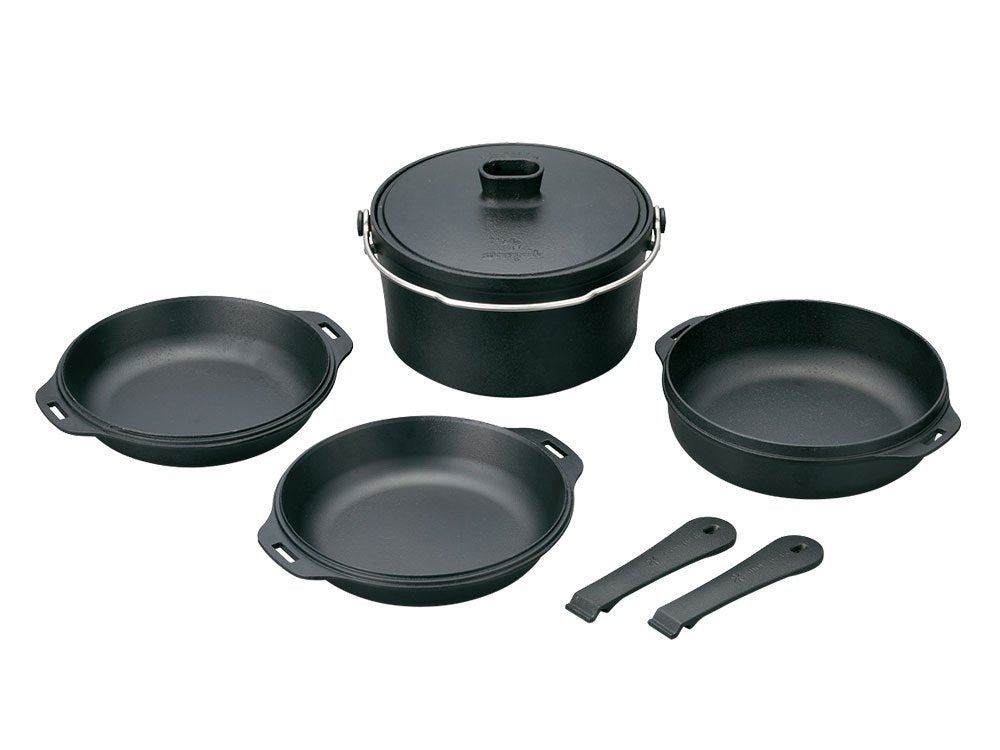 Snow Peak Cast Iron Duo Cooker pot ideal for camping meals and even heating