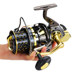Sougeyilang 10000-series brass gear provides powerful crank for big fish.