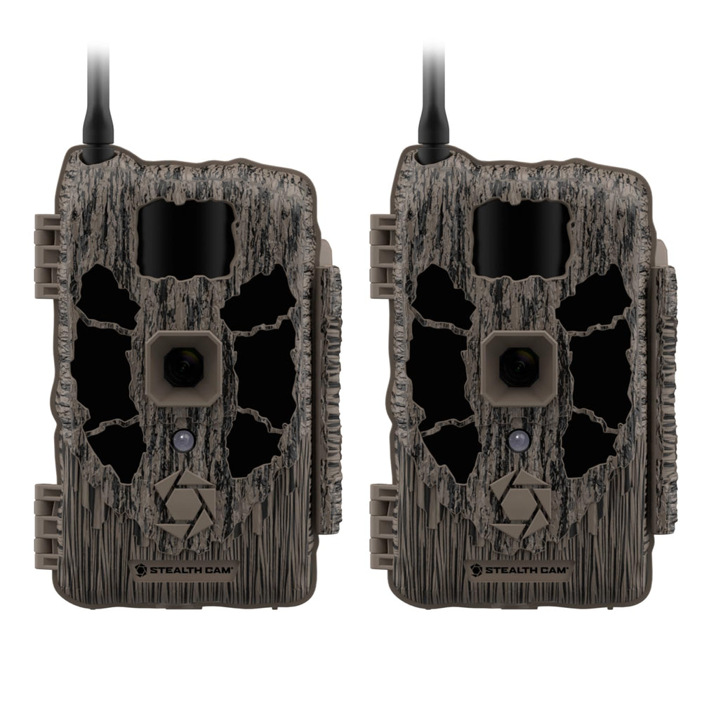 Stealth Cam Deceptor Max No-Glo LED in action enables discreet nighttime scouting.