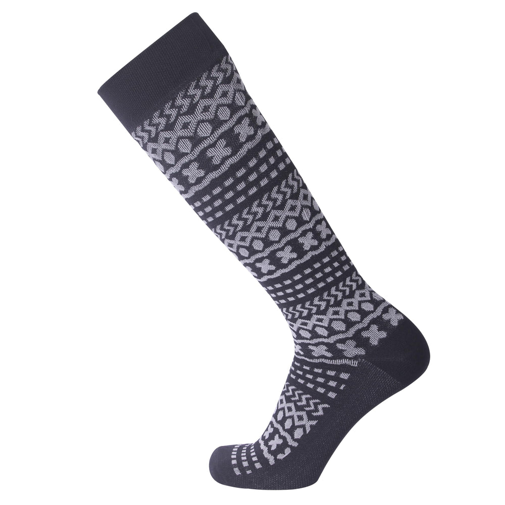 SuMade knee-high waterproof socks, front view, ideal for dry feet on wet trails.