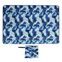 SUNGOOYUE picnic blanket on park grass for family outings, large and versatile.