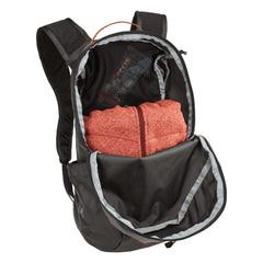 Thule Stir 18L back panel highlighting breathable comfort for longer wear.