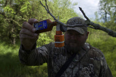 Tink's Scent Bomb wick deploys scent on wind currents to attract bucks.