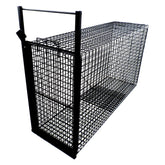 Tomahawk BC100 front view shows rugged 12-gauge mesh for field-ready strength.