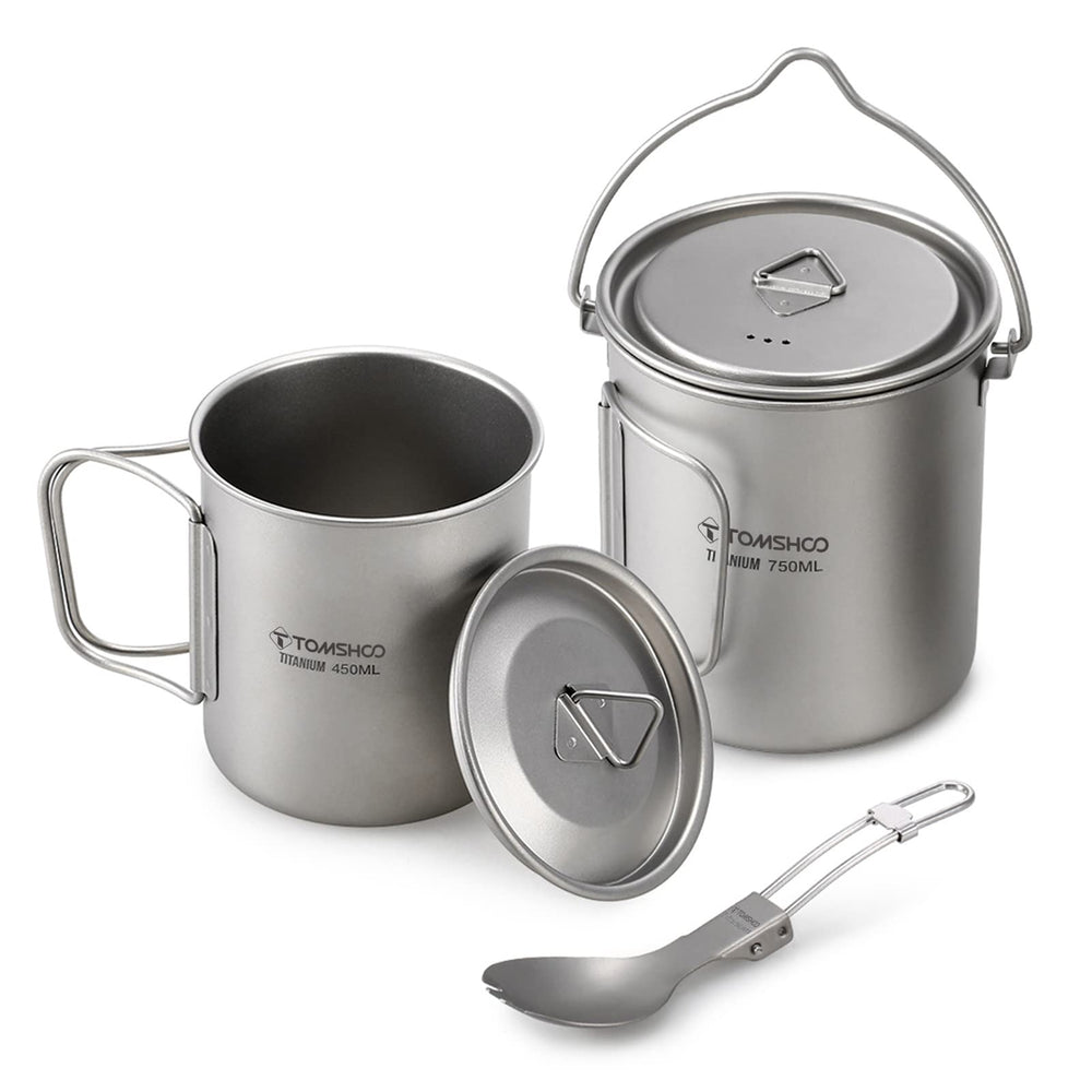 TOMSHOO titanium pot with foldable handle for extended backpacking versatility.