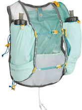 Ultimate Direction Women's Ultra Vesta 6.0 backpanel enhances airflow for long trail miles.