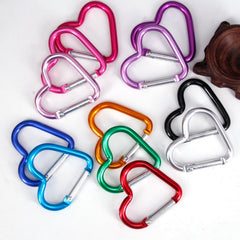 URTERYSER lightweight aluminium carabiner ready for outdoor adventures
