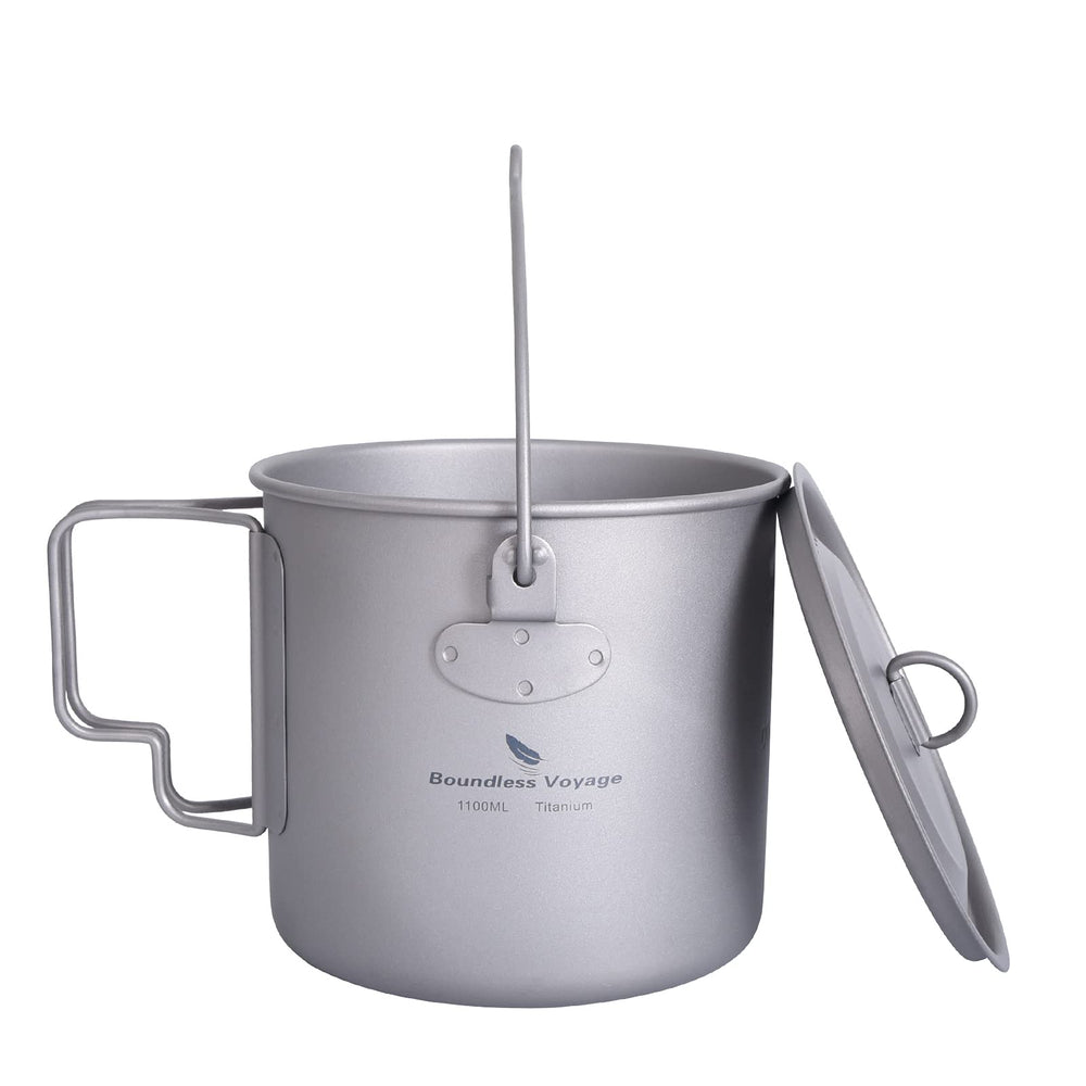 usharedo camping titanium pot with lid and collapsible handle for lightweight outdoor meals.