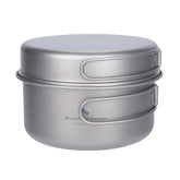 Usharedo titanium pot 1000ml shown as part of outdoor cookware for backpacking meals