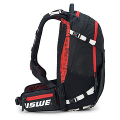 USWE Flow 25L torso-size adjustment shows customizable rider fit.