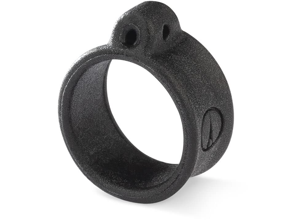 VMC Crossover Ring Black 4 mm for secure rig connections and quick lure changes