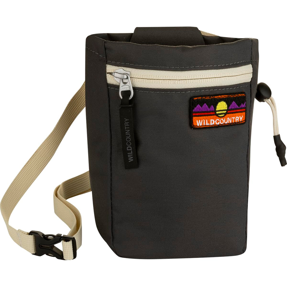 Wild Country Flow chalk bag onyx with zip pocket for secure chalk and phone storage during climbing.