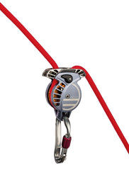 Wild Country Revo belay device loads ropes in either direction for flexible belaying