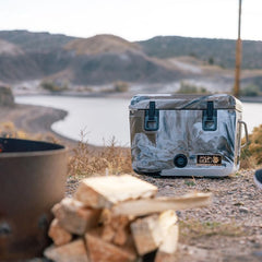 Wyld Gear 25qt Freedom Series cooler insulated walls illustrate long-lasting ice retention.