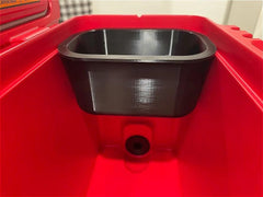 Yeti Roadie 15 tray features non-slip base for stable use