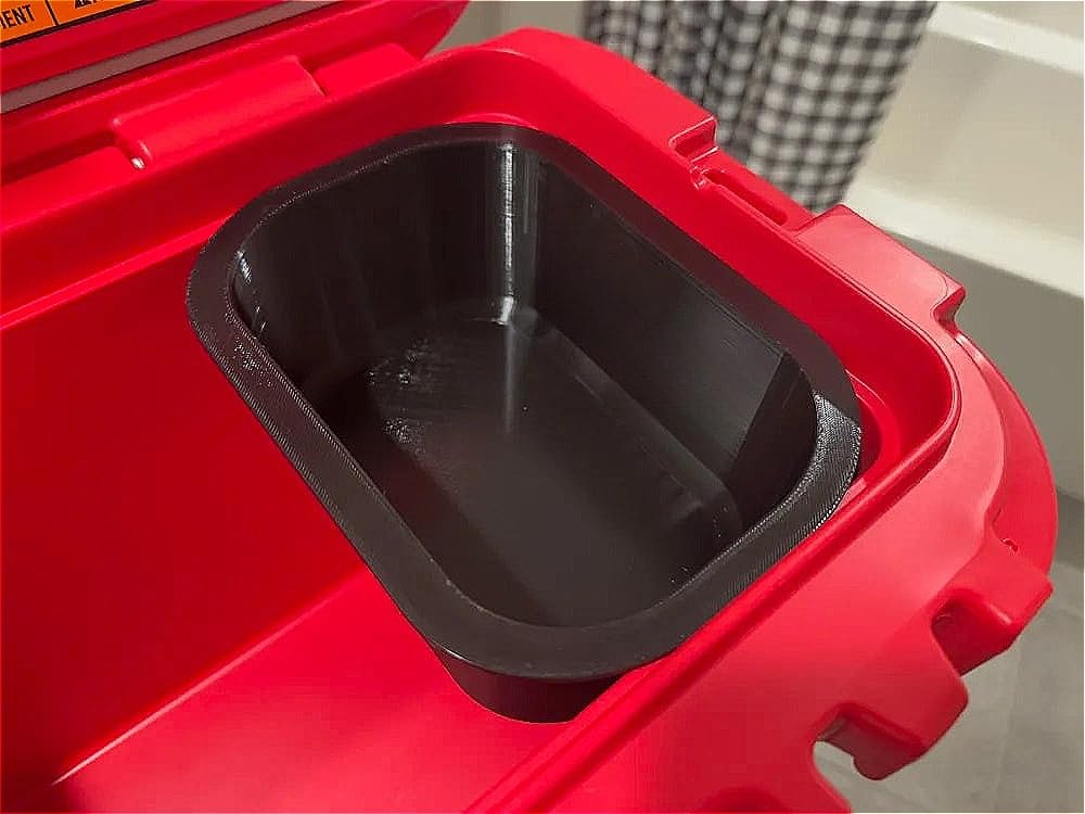 Yeti Roadie 15 cooler tray with dry storage to keep items organized and ice-free