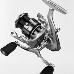 YINYU Victor 3000 front view reveals a precision metal reel for longer casts