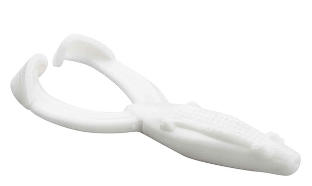 Yum Lures Tip Toad Bait White showing topwater buzz action and water displacement