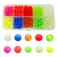 Front view of 1000pcs luminous 5mm fishing beads in a plastic box