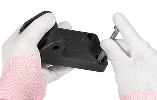 Versatile mounting bracket for different boat setups