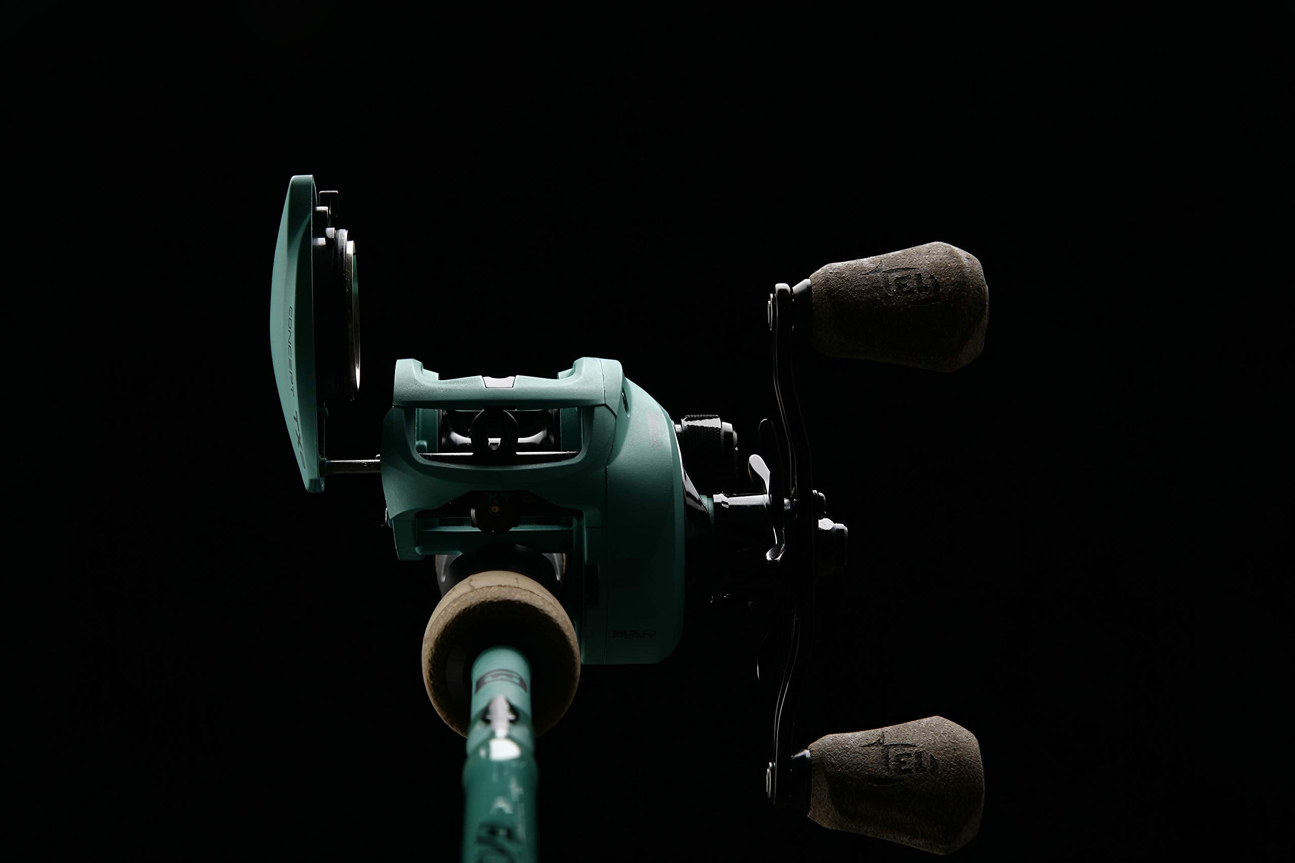 13 FISHING TX2 polymer drag close-up emphasizes smooth stopping power