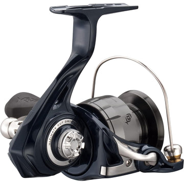 13 FISHING AerIOS Cast Iron Carbon frame provides rugged saltwater durability.