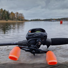 13 Fishing Modus R2 Radioactive reel side view, shows Beetle Wing side plate design and balance