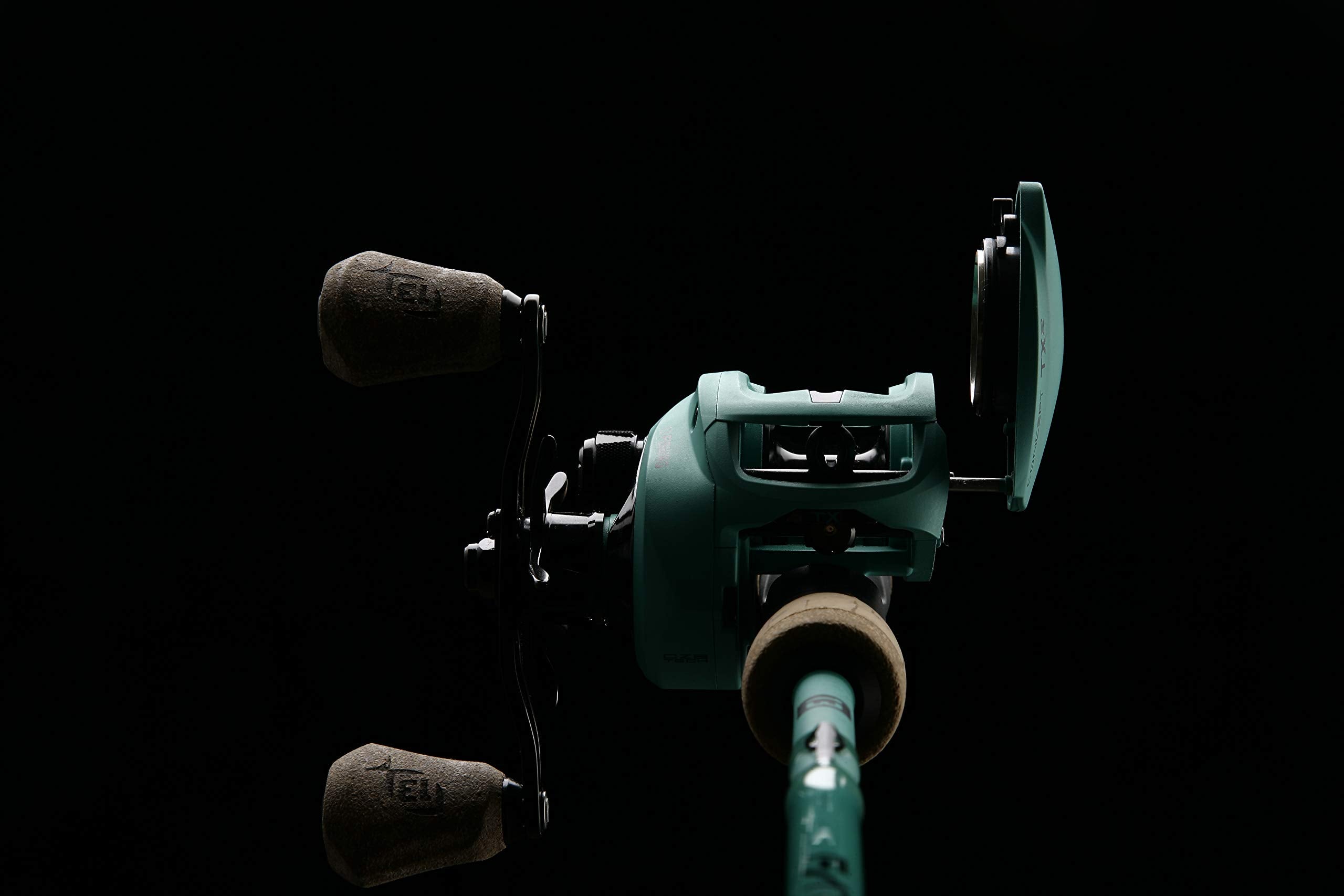 13FISHING TX2 zero corrosion chassis showcases durable saltwater frame
