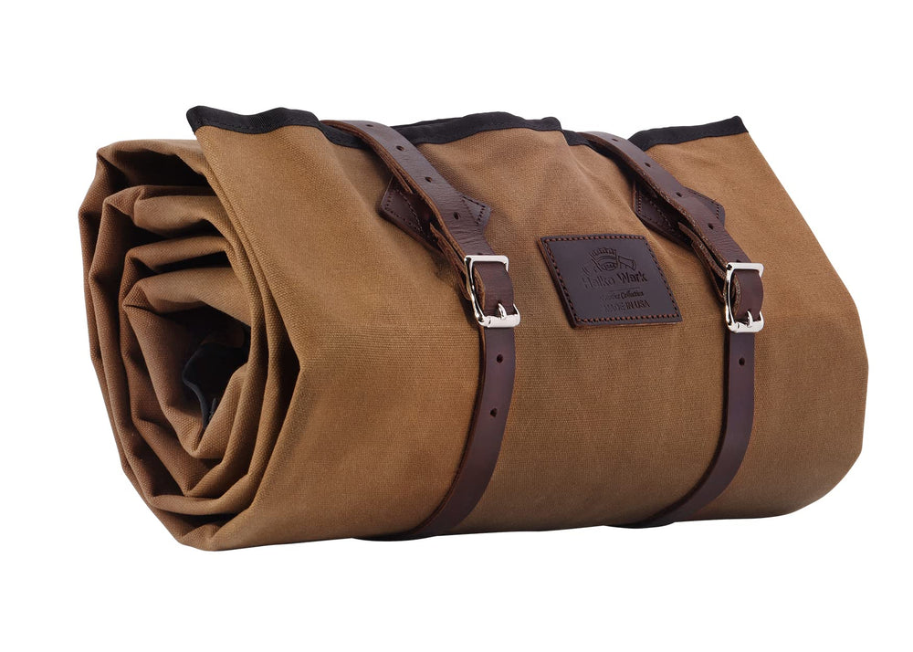 1844 Helko Werk Cowboy Bedroll field tan unfolded showing camping comfort
