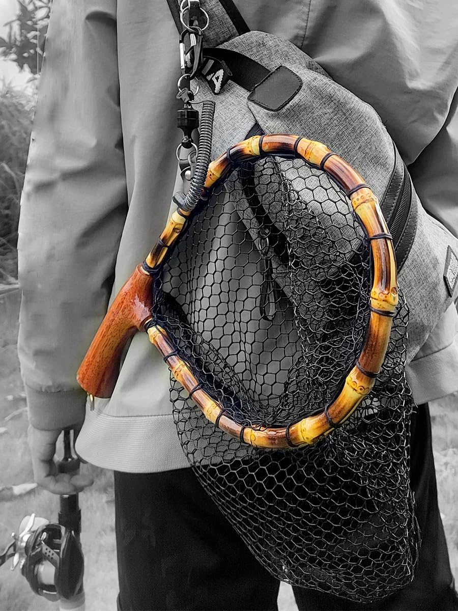 Copper swivel ring with 360-degree rotation on net