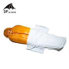 3F UL Gear TYVEK cover is lightweight and easy to reposition during setup.