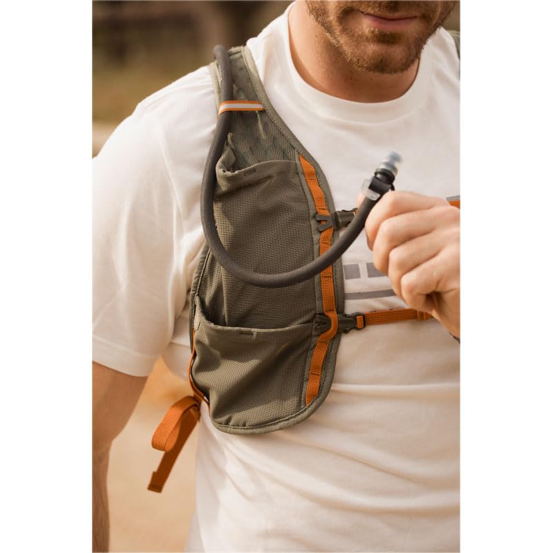 5-11 CloudStryke top grab-handle for fast, convenient access