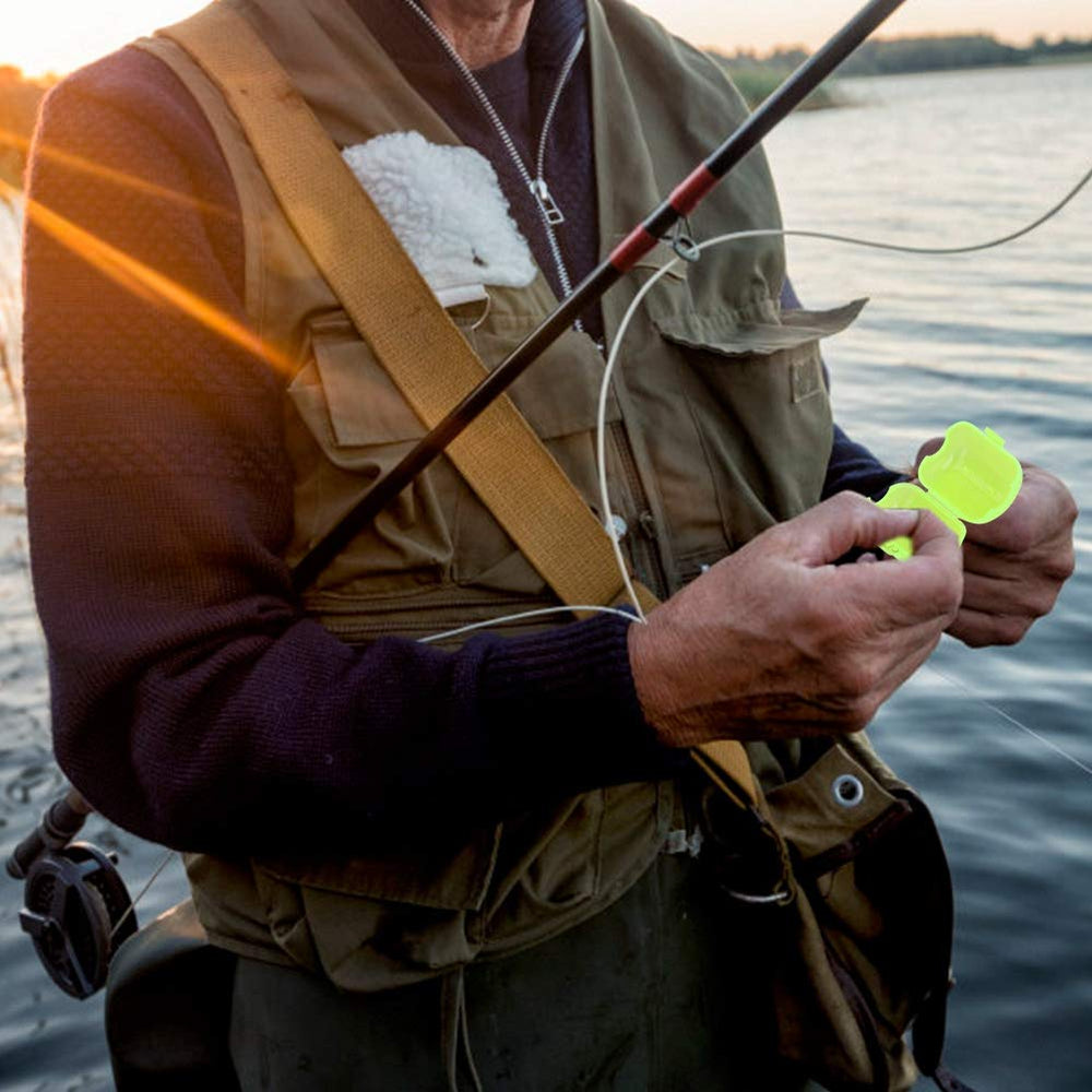 Medium-size plastic fishing hook box for tackle organization