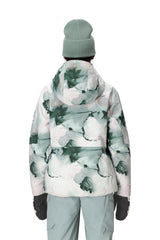 686 GLCR Hydra hood link feature demonstrates helmet compatibility for safe wear.