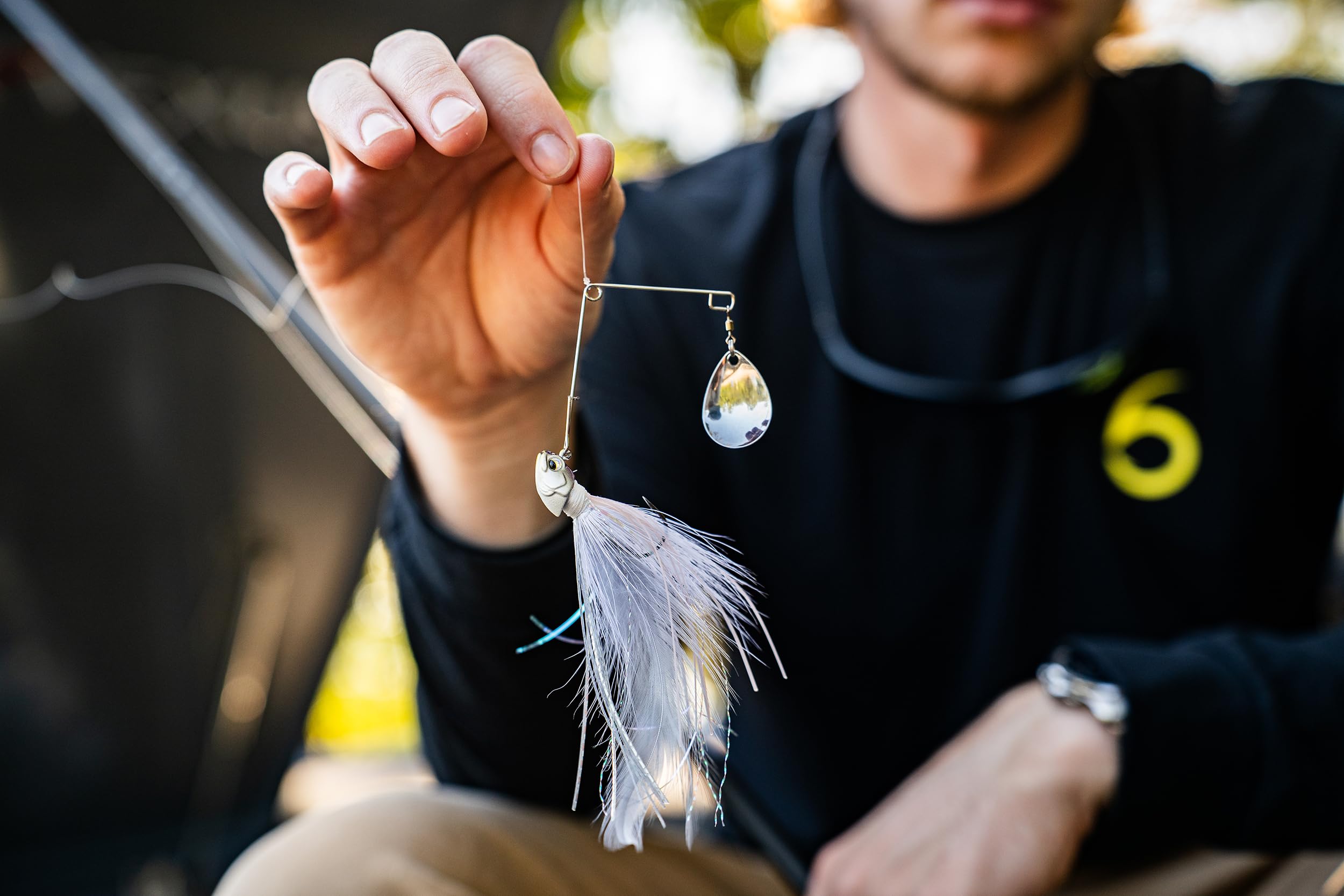 6th Sense Flock Blade blade adds flash and vibration to attract bass from distance