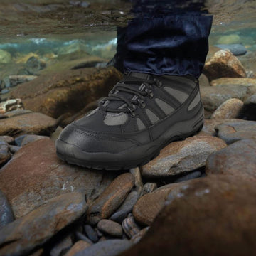 8 Fans wading boots black river design for rugged water tasks