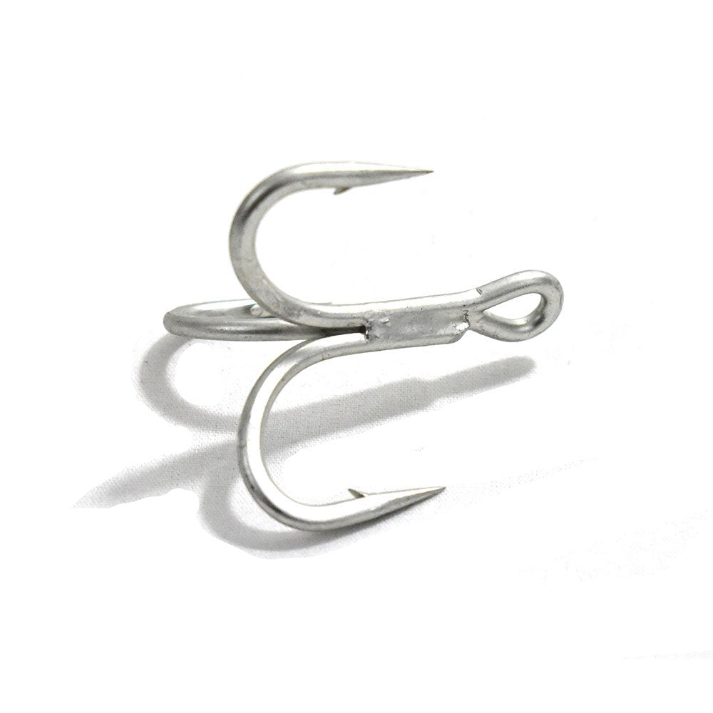 Close-up of 8-inch Flying Fish Yummy Flyer Lure with 150lb mono rigging