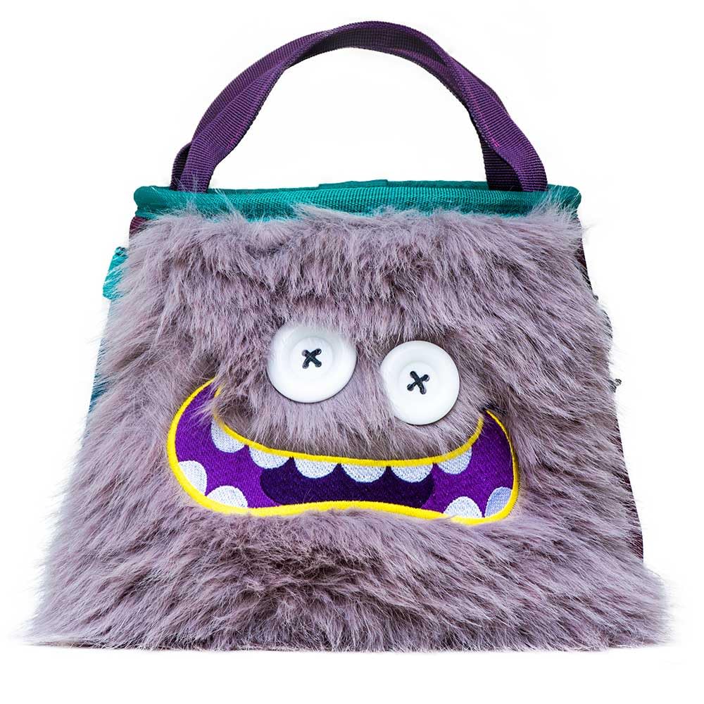 8BPLUS Angus Boulderbag exterior artificial fur for premium look and rugged protection.
