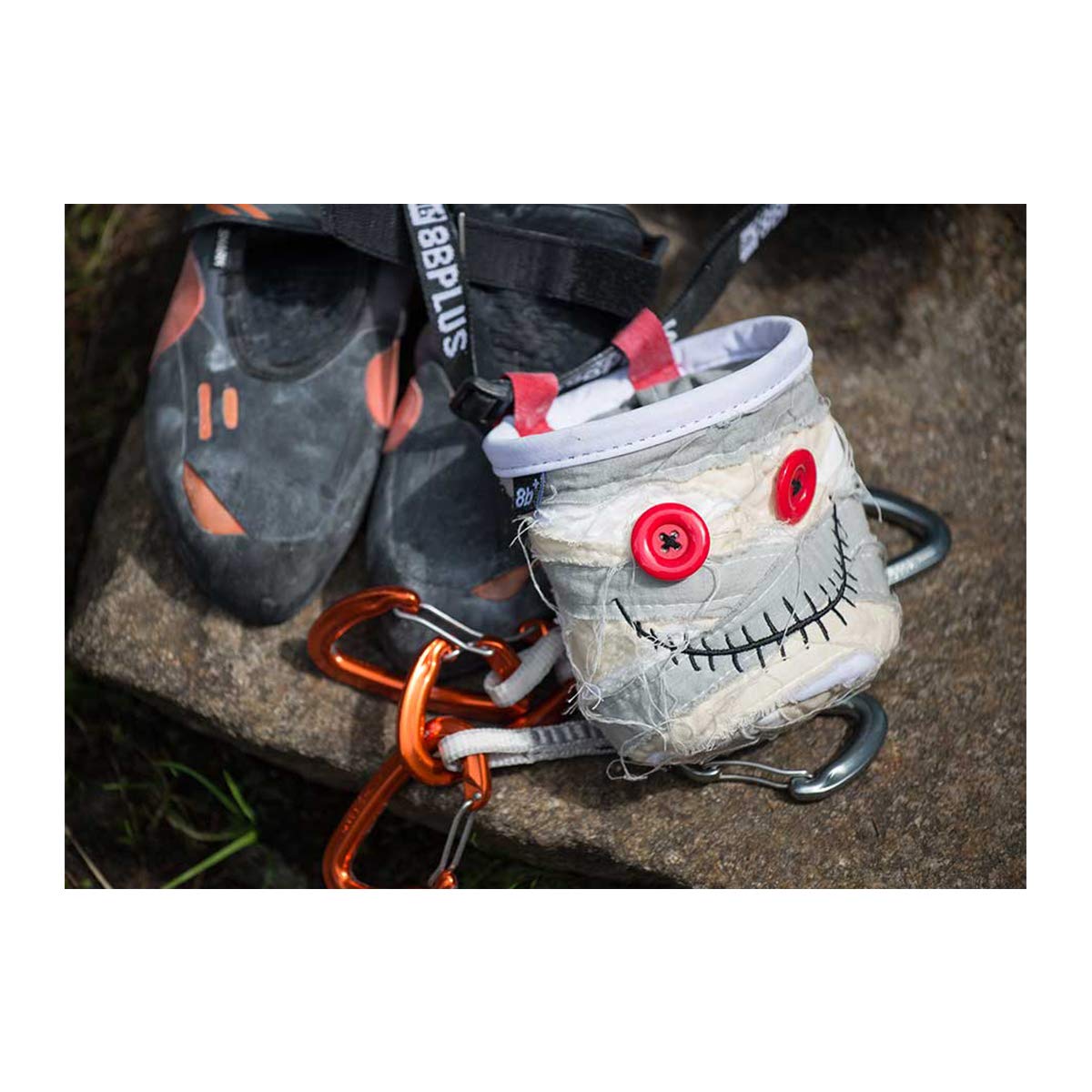 8BPLUS chalk bag with brush holders for quick on-route cleanups.