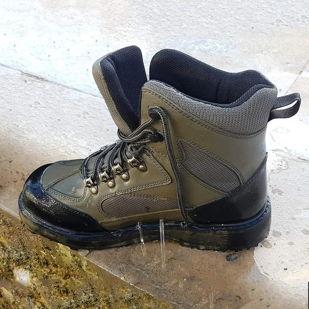 8 Fans non-slip soles provide traction against mossy stones and muddy bottoms